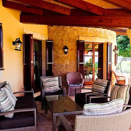 Ses Mires Country house *